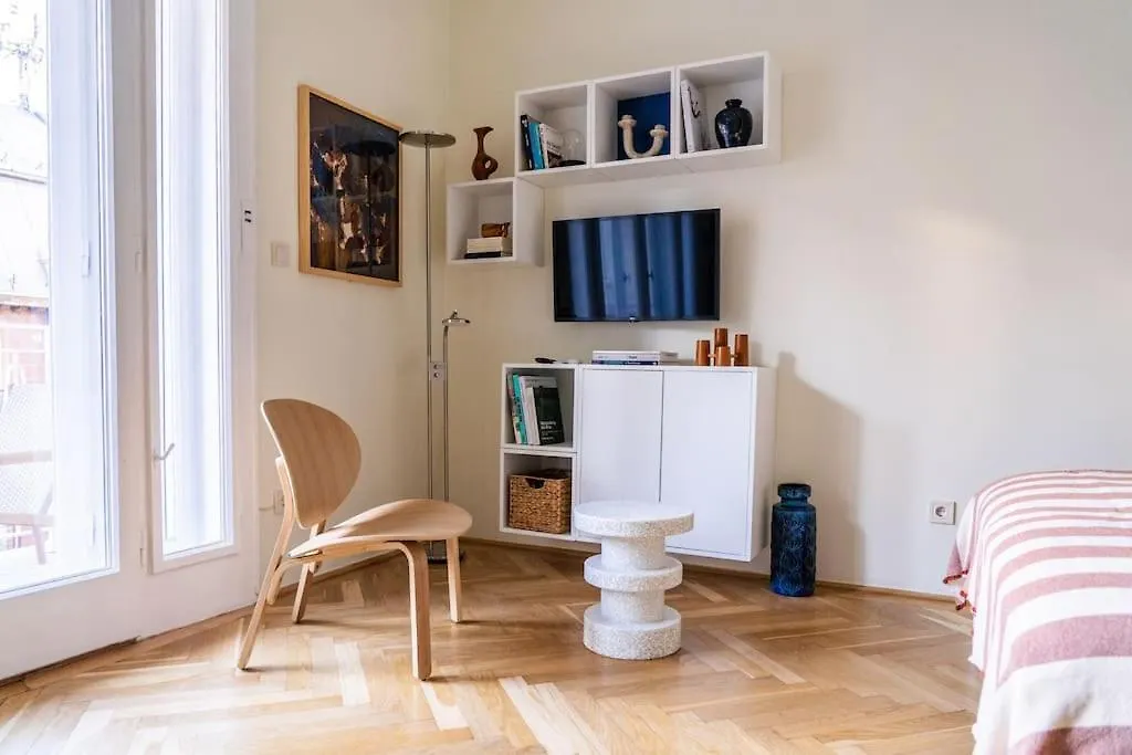 Pannonia View Delight Apartment Budapest