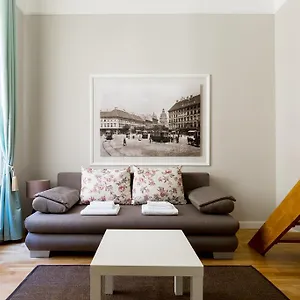 Lisianthus Budapest